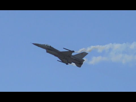 Le Touquet Air Show 2023. F-16 Solo Display