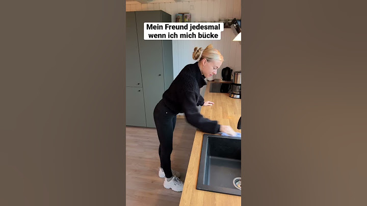Mein Freund wenn ich mich bücke 🙄 #Shorts #lustig #couplecomedy #freundin