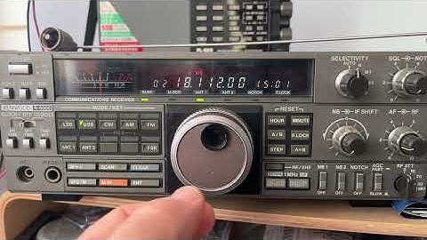 ￼ Kenwood R-5000 Il fascino silenzioso dei 17 Metri: QSO a 18.000 kHz 🎙️📡