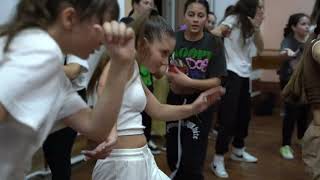Revolution Dance Studio - Cabron feat. JO - La Mal Resimi