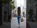ふりむかないで