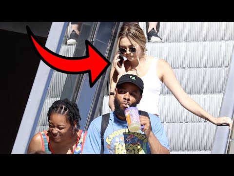 AWKWARD PHONE CALLS ON THE ESCALATOR 5