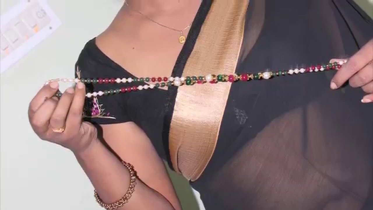 Tamil aunty saree change video