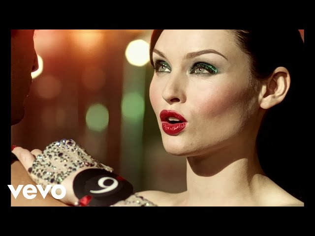 Sophie Ellis-Bextor - Murder On The Dancefloor (as featured in Saltburn) class=