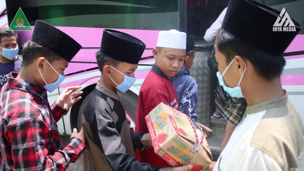 PEMULANGAN SANTRI PART 1 PONDOK PESANTREN AL-IHYA 'ULUMADDIN KESUGIHAN CILACAP