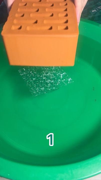 TRY TO GUESS HOW MANY SMALL SHEETS OF BUBBLE WRAP IT TOOKS!