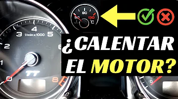 ¿Calentar el coche daña el motor?