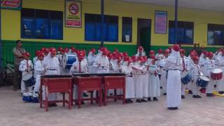 Lagu Nasional 'Indonesia Raya' ' Drum Band SD Barunawati