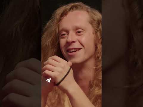 А вы бы что пилоту рассказали? Может про пальцы на ногах? #huga