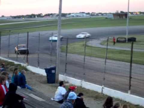 Jonathan Martin - Heat Race at Baer Field Speedway 05/27/2005