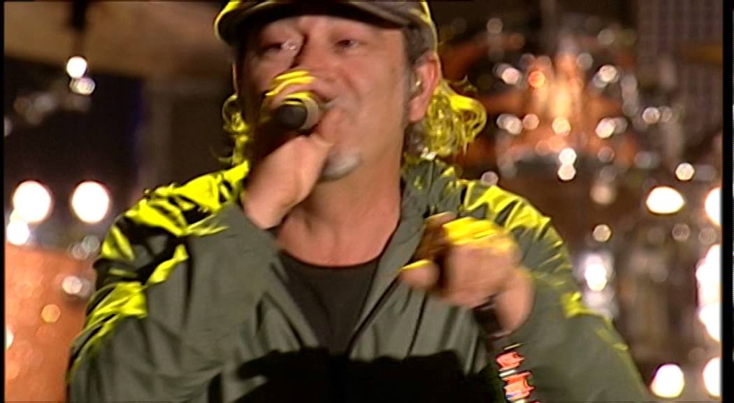 Luca Carboni Ci vuole un fisico Musicultura 2014 YouTube