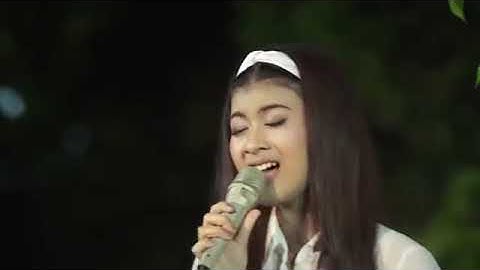 Kamu itu ! CINTA LUAR BIASA   ANDMESH KAMALENG COVER BY NABILA SUAKA FT  TRI SUA