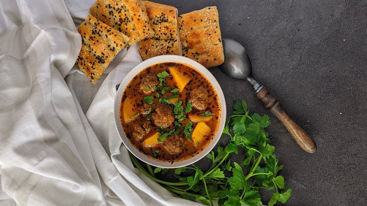 Persian Meat Balls and Potatoes (Kaleh Gonjeshki), persische