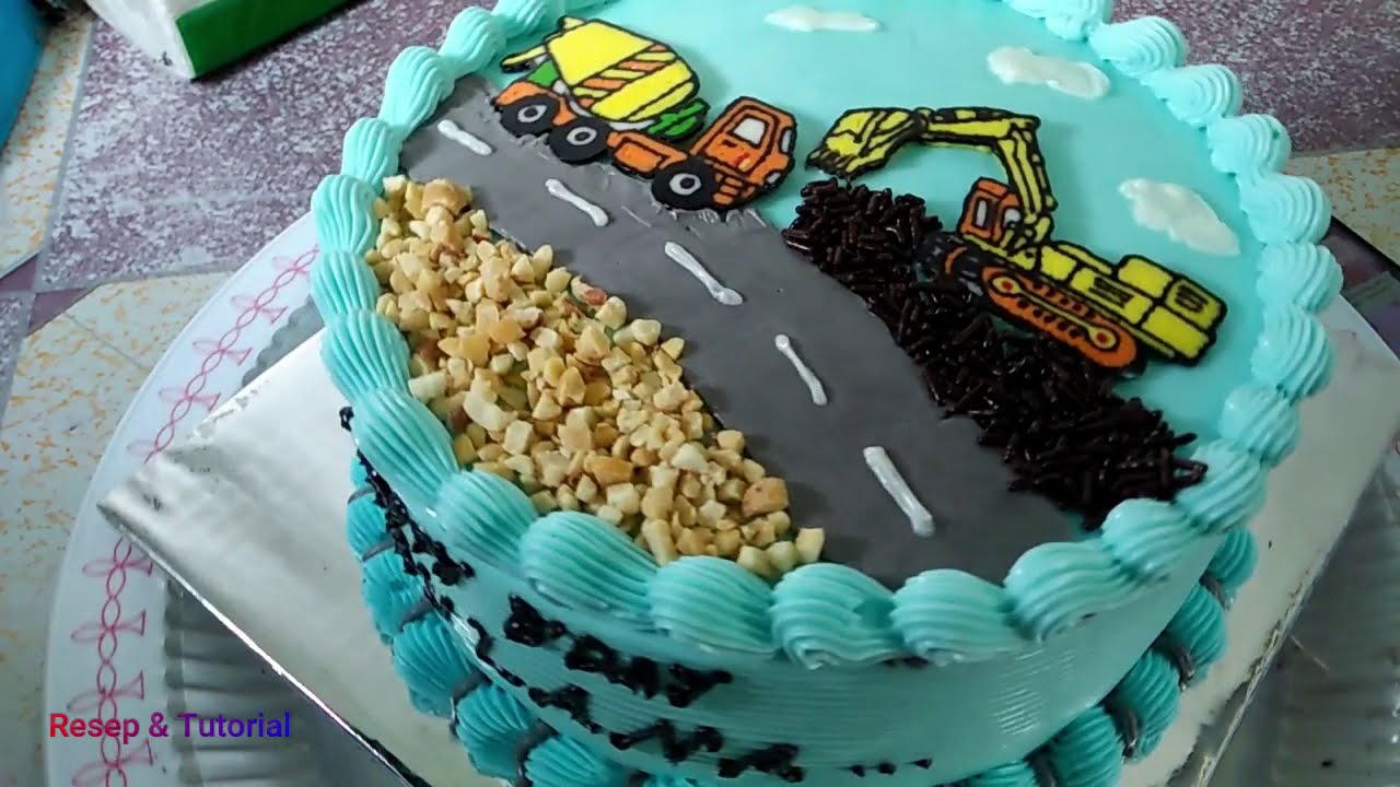 Little Blue Truck Smash Cake - Buttercream Transfer Tutorial - Goodie  Godmother