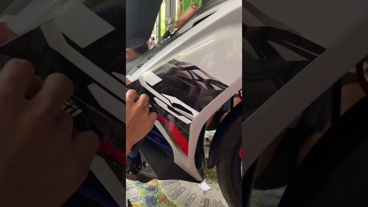 hai nguoi vo tap 40 Phối tem cho dàn áo dán trùm 3 màu ( Exciter 135)