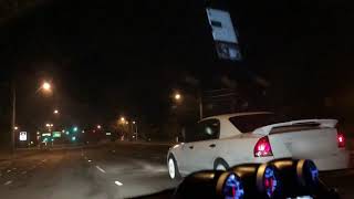 Mitsubishi Magna vs Mitsubishi Evo 8 (Screamer)
