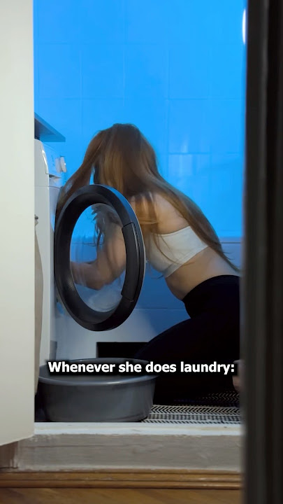 She got stuck in the washing machine 💦
