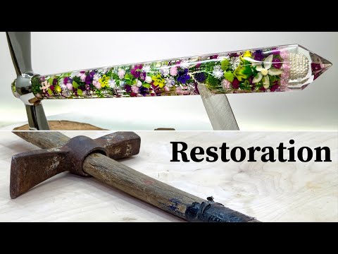 Видео: Hammer Handle of Flowers and Epoxy resin.