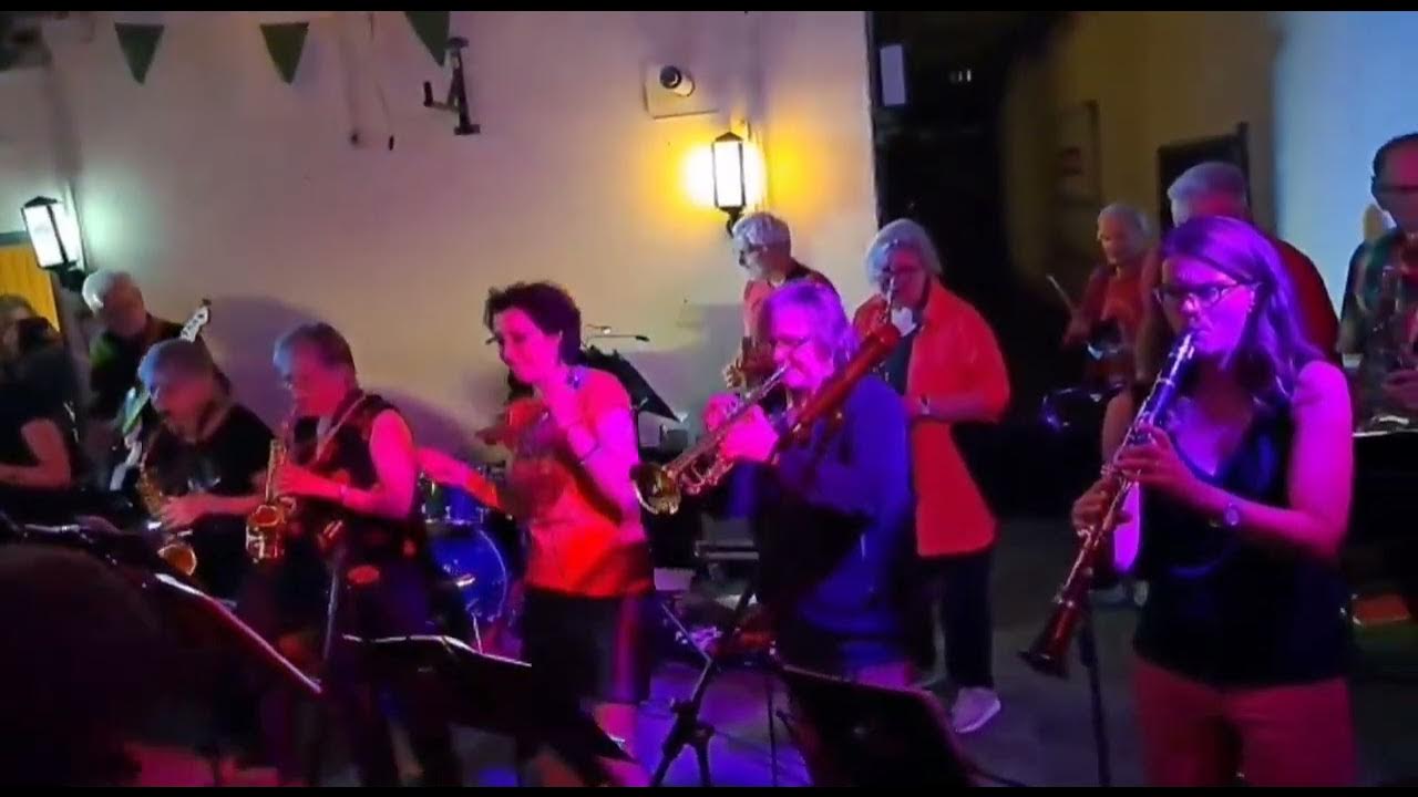 Laute Nachbarn 2022 YouTube