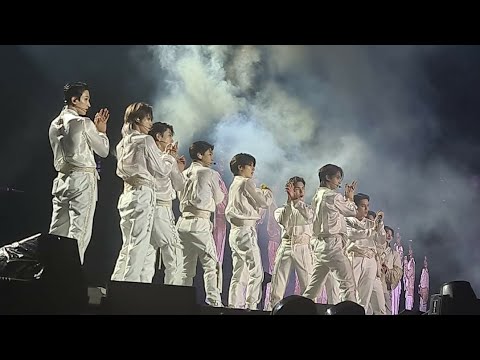 Seventeen (세븐틴) - Clap (박스) Fancam Follow Tour Bulacan Day 1