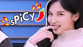 TWICE playing a *sPiCy* game of mafia (beware of mina's eyes  ...)