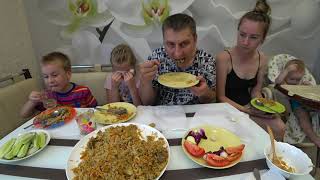 МУКБАНГ ДОМАШНИЙ ПЛОВ | MUKBANG HOMEMADE PILAF #мукбанг