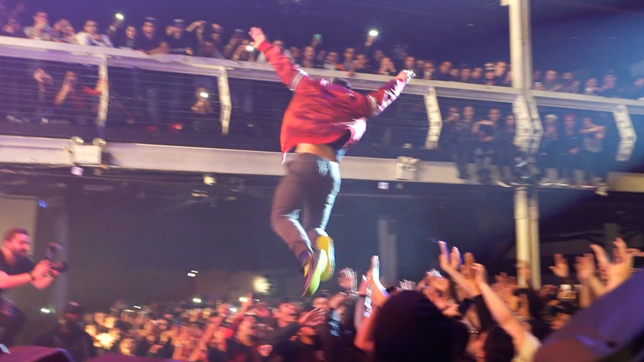 CRAZY STAGE DIVE!!! YouTube