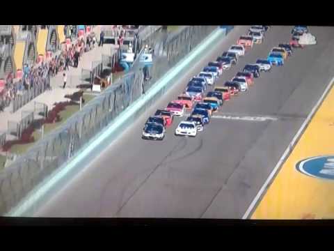 zachary quinto 2016 Ford Ecoboost 400 START OF RACE