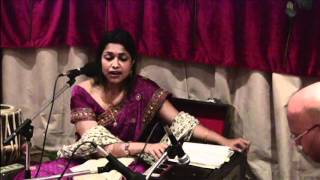 Esha bannerji sings "bajuband khul jaye"