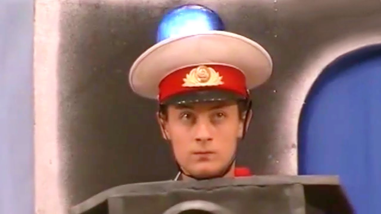 Пародия на телевидение - КВН Уездный город - YouTube