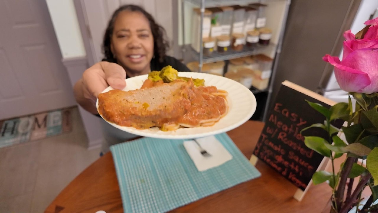 Juicy Meatloaf & Spaghetti in Rich Roasted Tomato Sauce 🍝 Comfort Food Classic