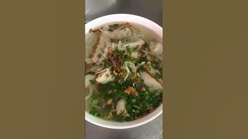 Bánh canh chả cá thu tại Phú quốc