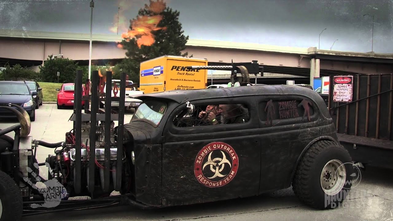 MHC 2015 Quick Shot - Ed Goes Hunting For Zombies!