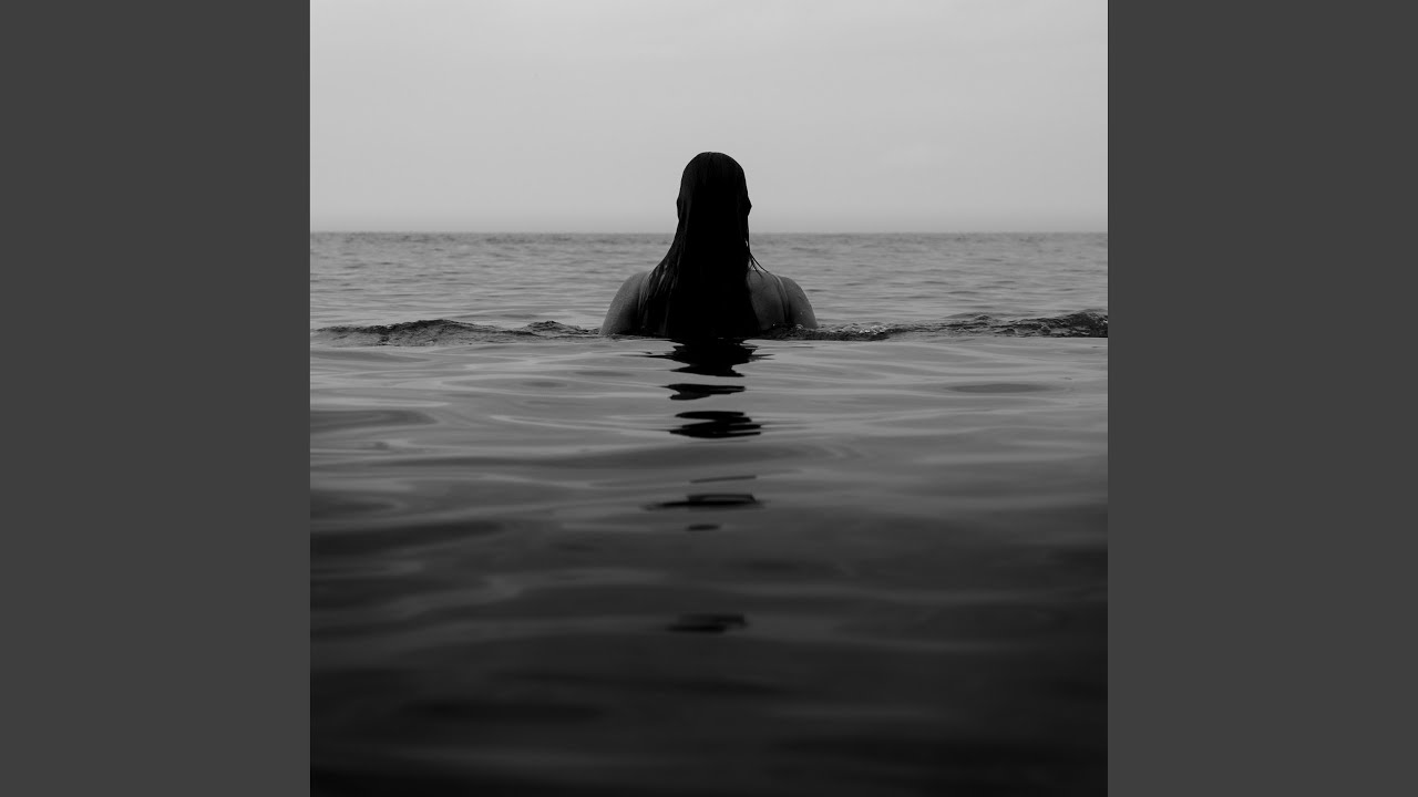 Guarda SirenSeduction su YouTube Guarda SirenSeduction su YouTube