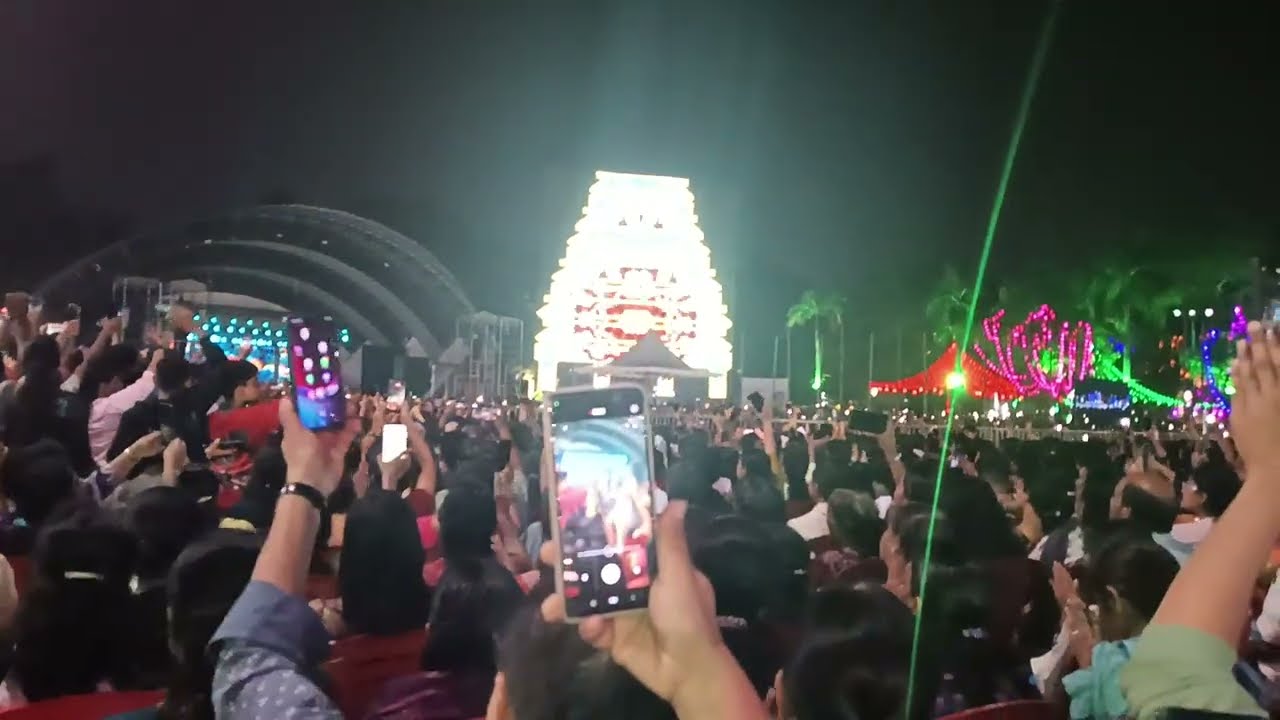Croud Nanda Govindam bhajans Ernakulathappan temple program #bhajans #nandagovindam 
