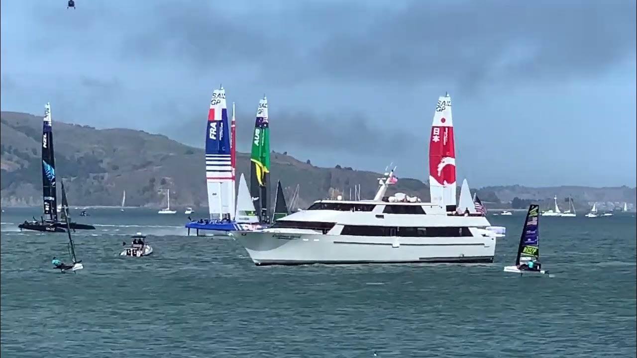 catamaran racing hydrofoil