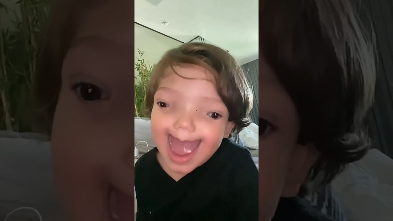 Álvaro com leydi na casa dos poncios