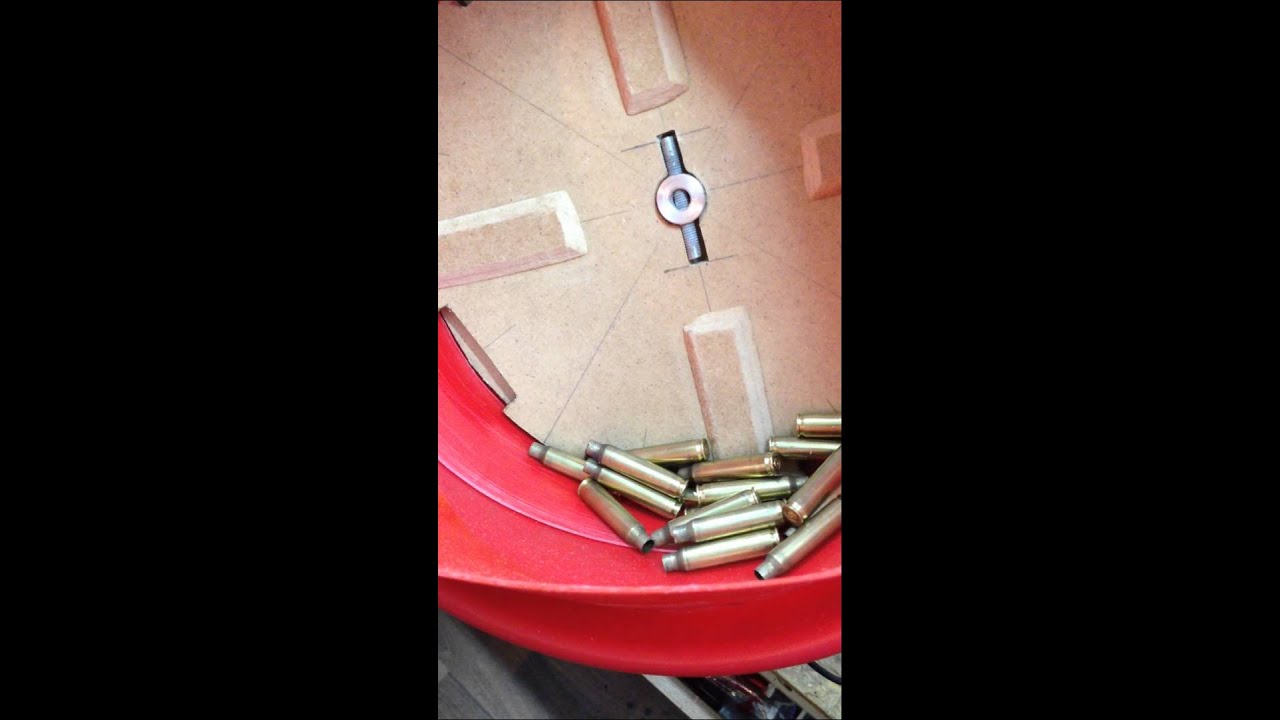 Hornady LnL AP - DIY Case Feeder / automatische Hülsenzuführung (.223 Remington) - YouTube