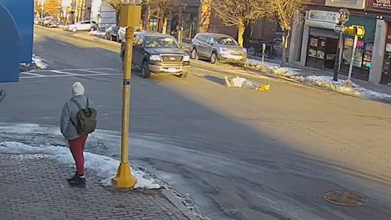 Video Captures Hit And Run Crash Involving Pedestrian In Crosswalk Youtube 