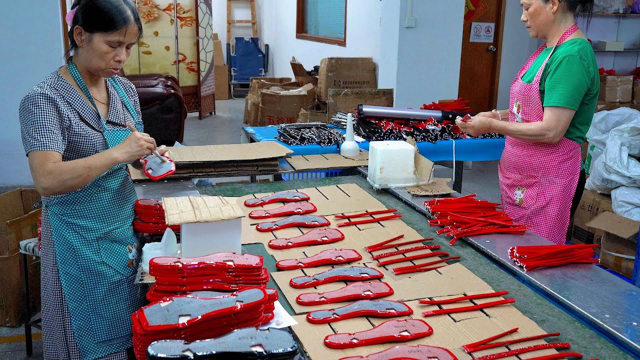 ⁣Inside the Sandals Factory: How Women's Sandals Are Made