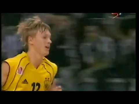 Nikolay Padius vs