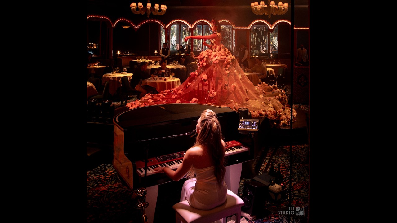 - AUTUMN MELODY THOMAS - Classical Piano - Bellagio's Mayfair Supper Club -