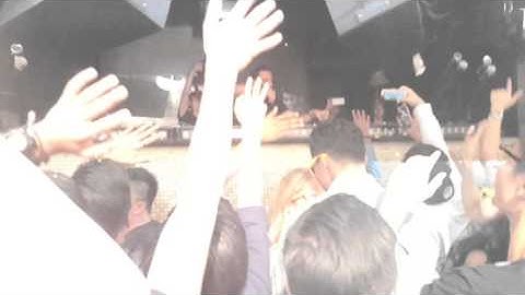 Ummet Ozcan - The Hum Zouk Singapore 2015