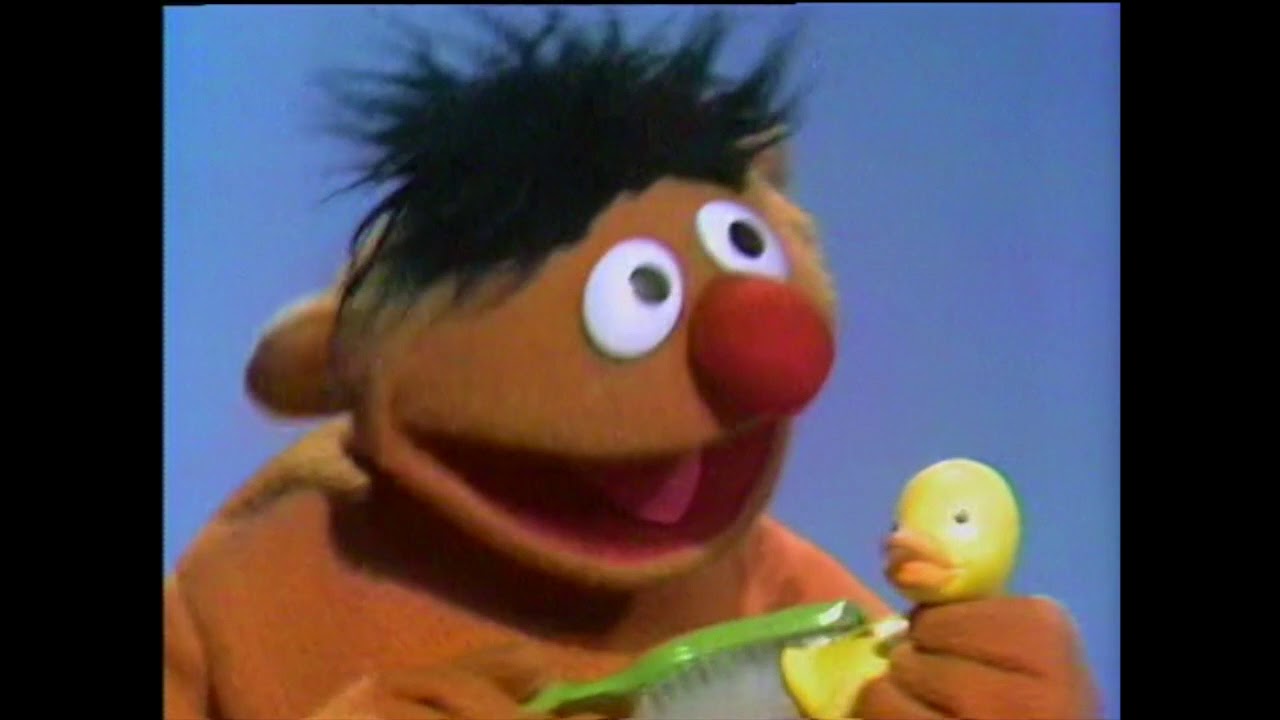 Muppet Songs Ernie   Rubber Duckie