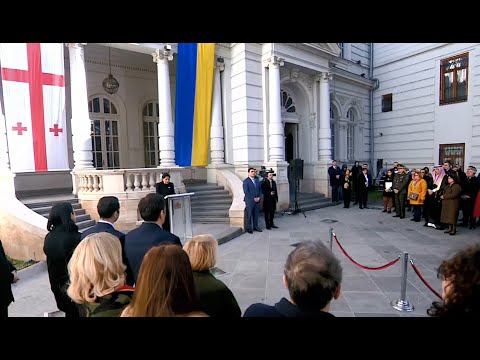 რუსეთ-უკრაინის ომის წლისთავისადმი მიძღვნილ ღონისძიება პრეზიდენტის სასახლეში