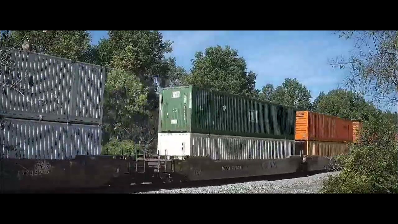 (ARCHIVE) Norfolk Southern intermodal passes by in Delaware