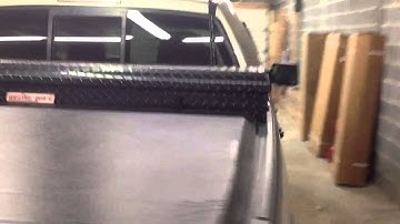 Toolbox tonneau bed cover extang express