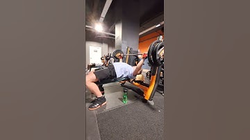 Week 5 : 2CT bench 1x100kg RPE 7,5 top set