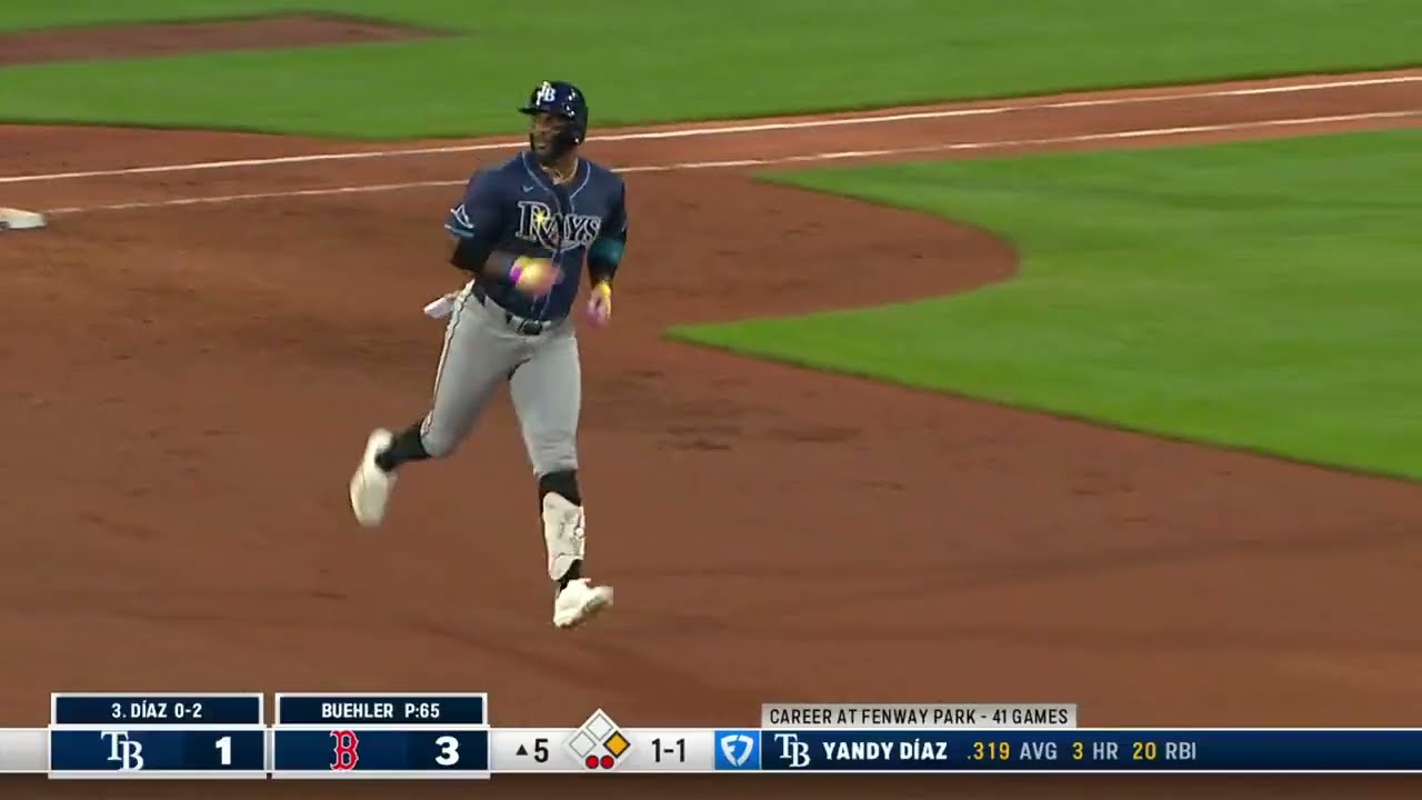 Yandy Díaz's 10th homer of 2025 is a 2-run shot