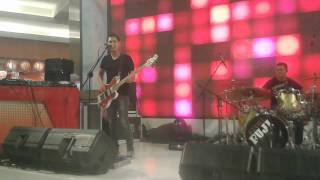 Bondan Prakoso - Take It Easy @royalplaza Surabaya by Septiana Wilda